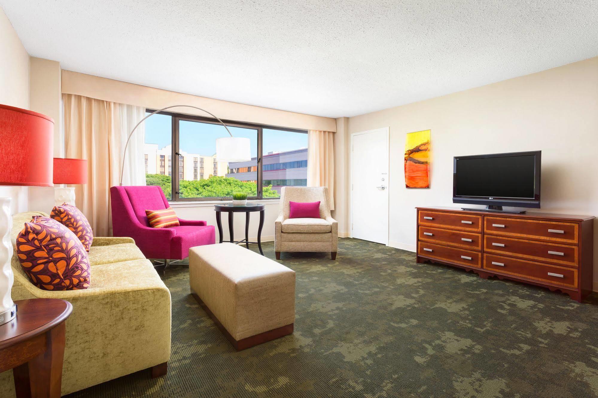 Holiday Inn Secaucus Meadowlands Esterno foto