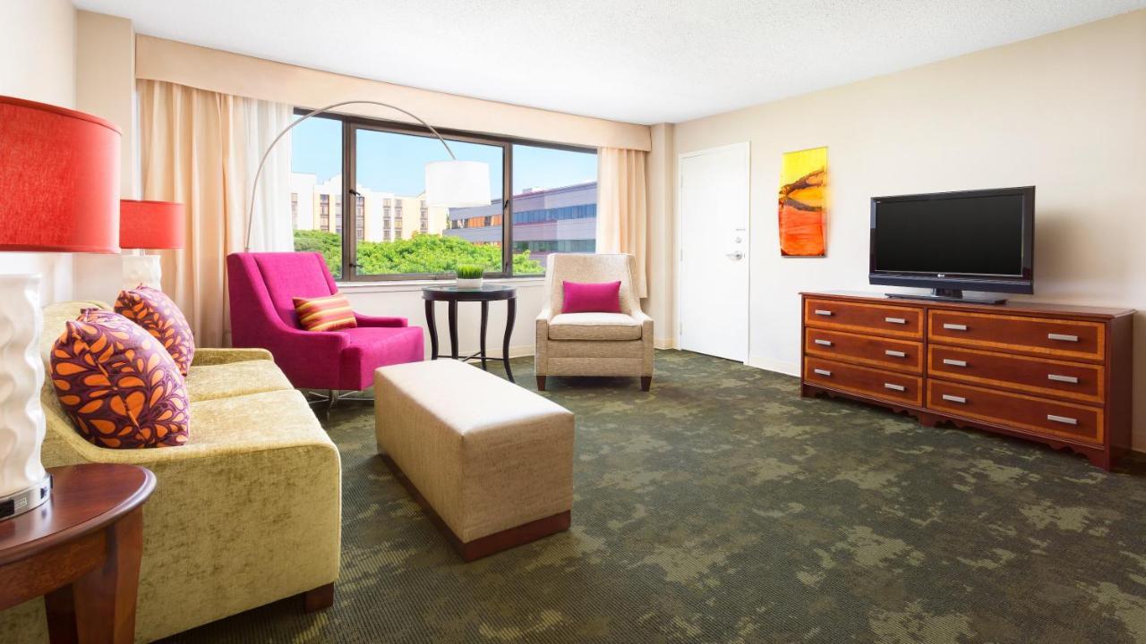 Holiday Inn Secaucus Meadowlands Esterno foto